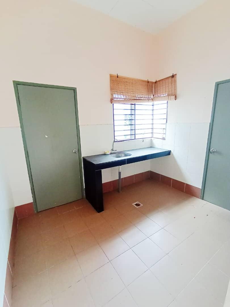 Semi D jenderam Murni Dengkil - photo 7