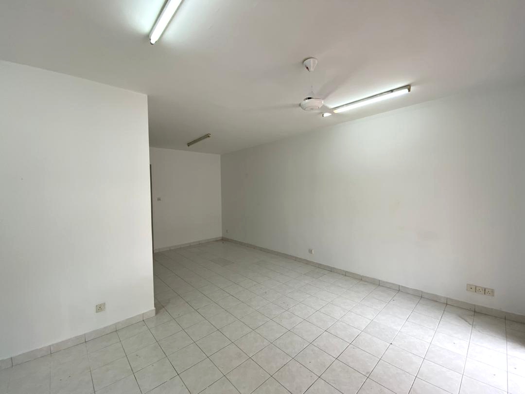 Freehold Non Bumi Taman Bukit Subang Denai Alam - photo 2