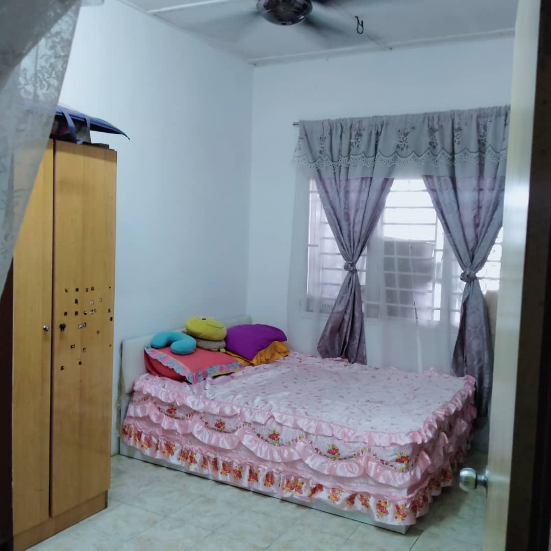 Jalan Merak Taman Bentara Telok Panglima Garang - photo 5