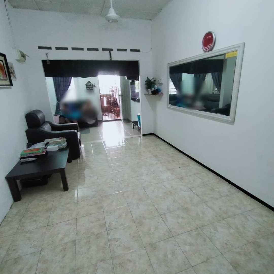 Jalan Merak Taman Bentara Telok Panglima Garang - photo 6