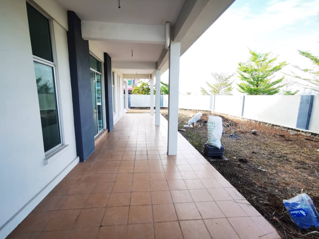 Corner New Unit 2 Storey Freehold Non Bumi - photo 2