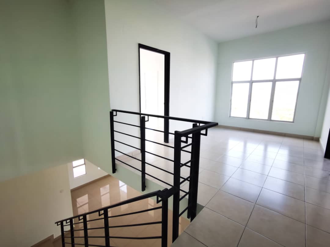 Corner New Unit 2 Storey Freehold Non Bumi - photo 8