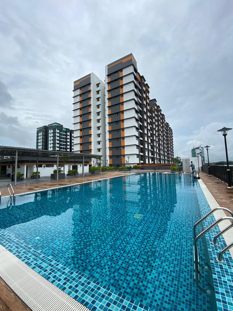 Non Bumi Freehold Level 5 Residensi Zamrud - photo 2