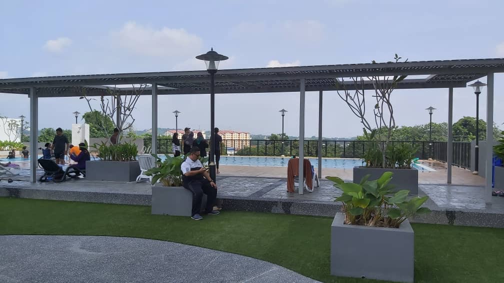 Non Bumi Freehold Level 5 Residensi Zamrud - photo 4