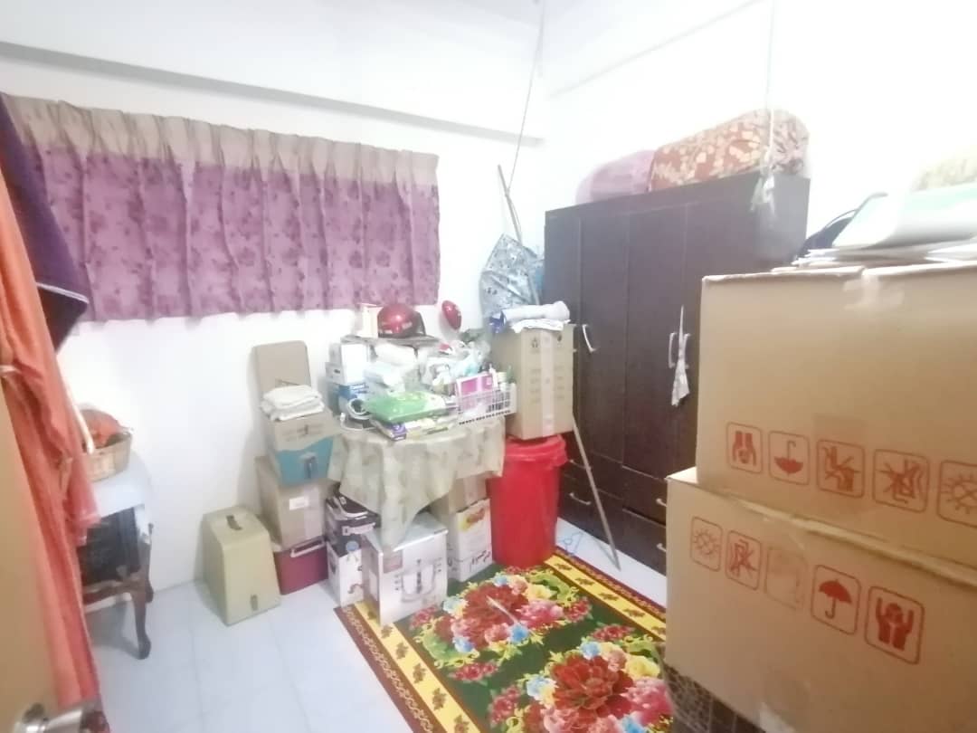 Freehold Renovated Impian Meru Klang - photo 5