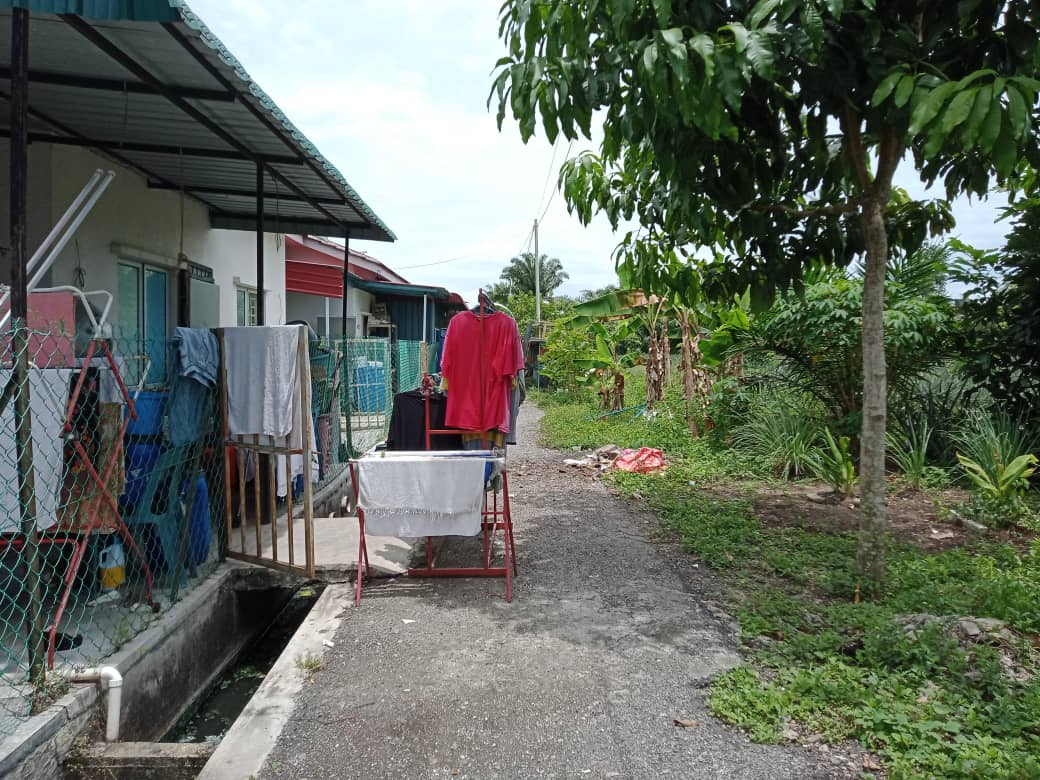 Jalan Merak Taman Bentara Telok Panglima Garang - photo 9