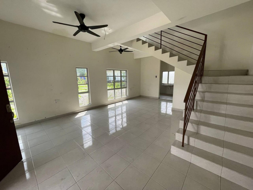 END LOT-DOUBLE STOREY TERRACE SEKSYEN32,SHAH ALAM - photo 8