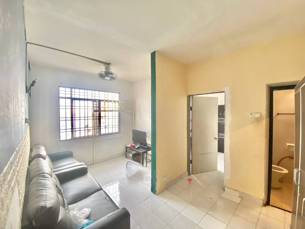 Apartment Taman Bukit Pelangi, Batu 3 Shah Alam - photo 3