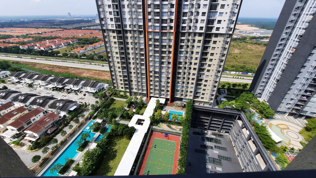 FULLY RENOVATED UNIT Ashino Residences Gravit8 - photo 12
