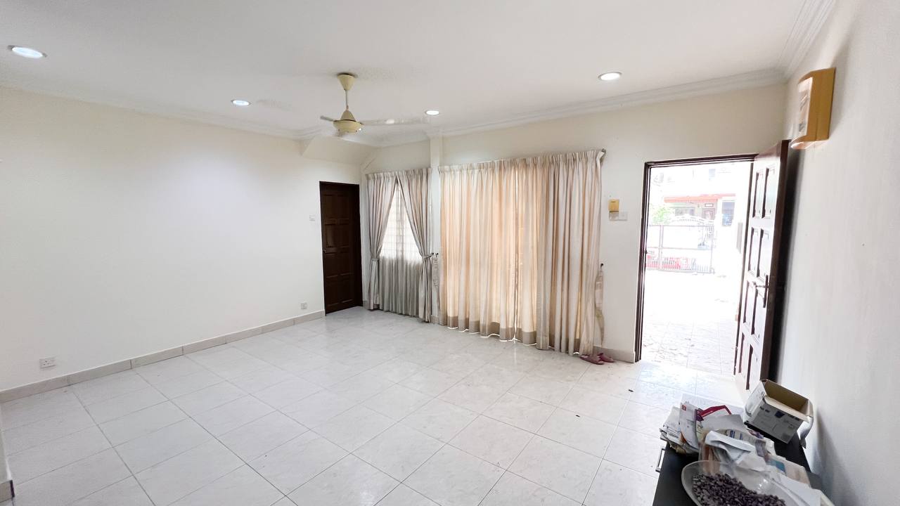 Townhouse Puncak Perdana,Jalan Pulau Angsa,SkynU10 - photo 8
