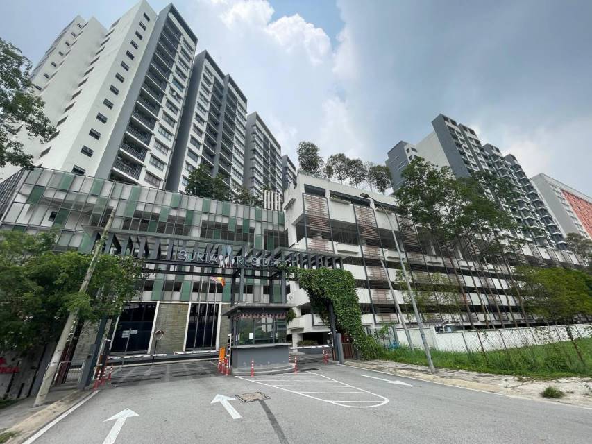 SURIA RESIDENCE ,BUK ...
