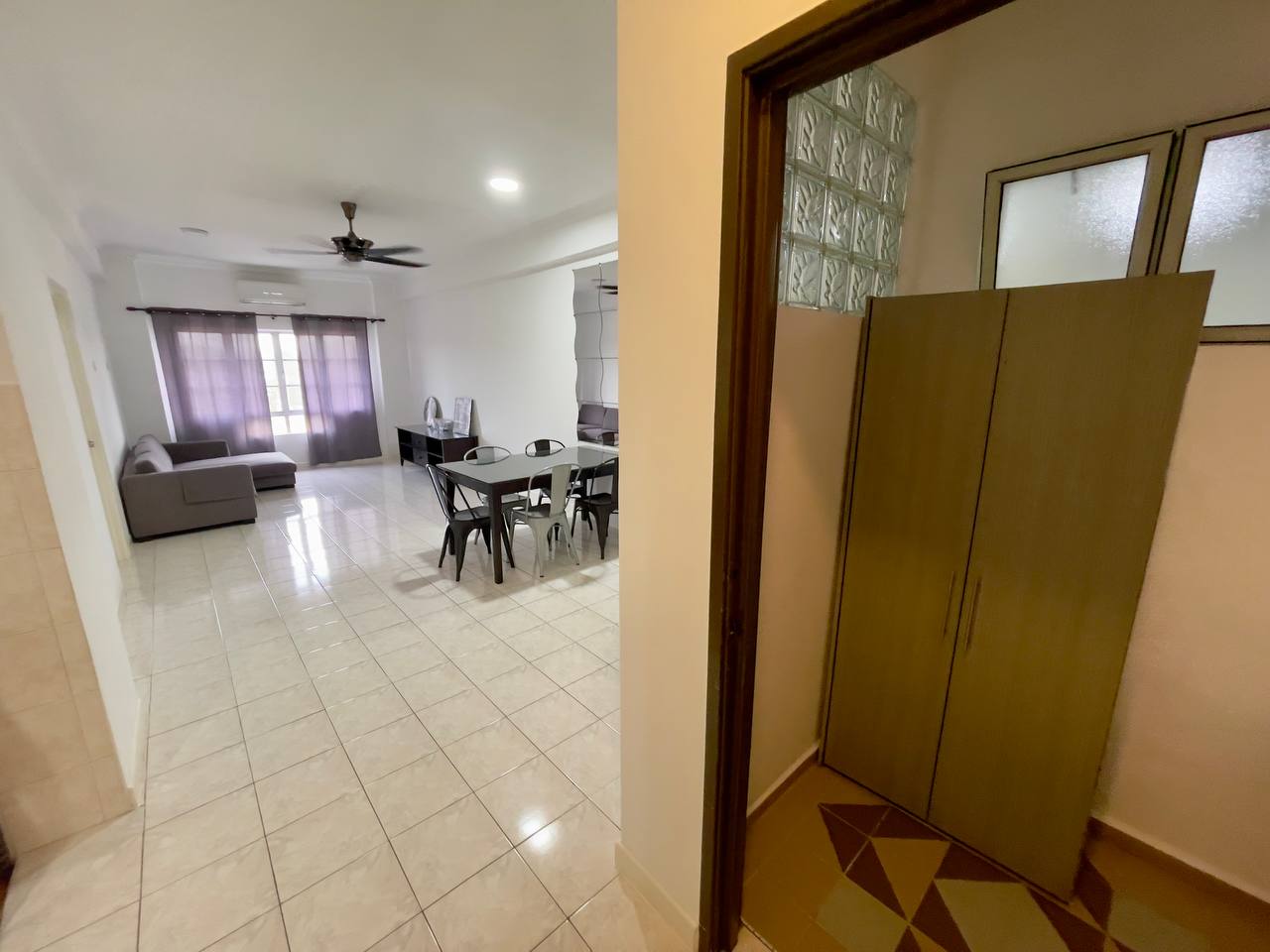 FACING OPEN, INTERMEDIATE ELAEIS 2 CONDO - photo 3