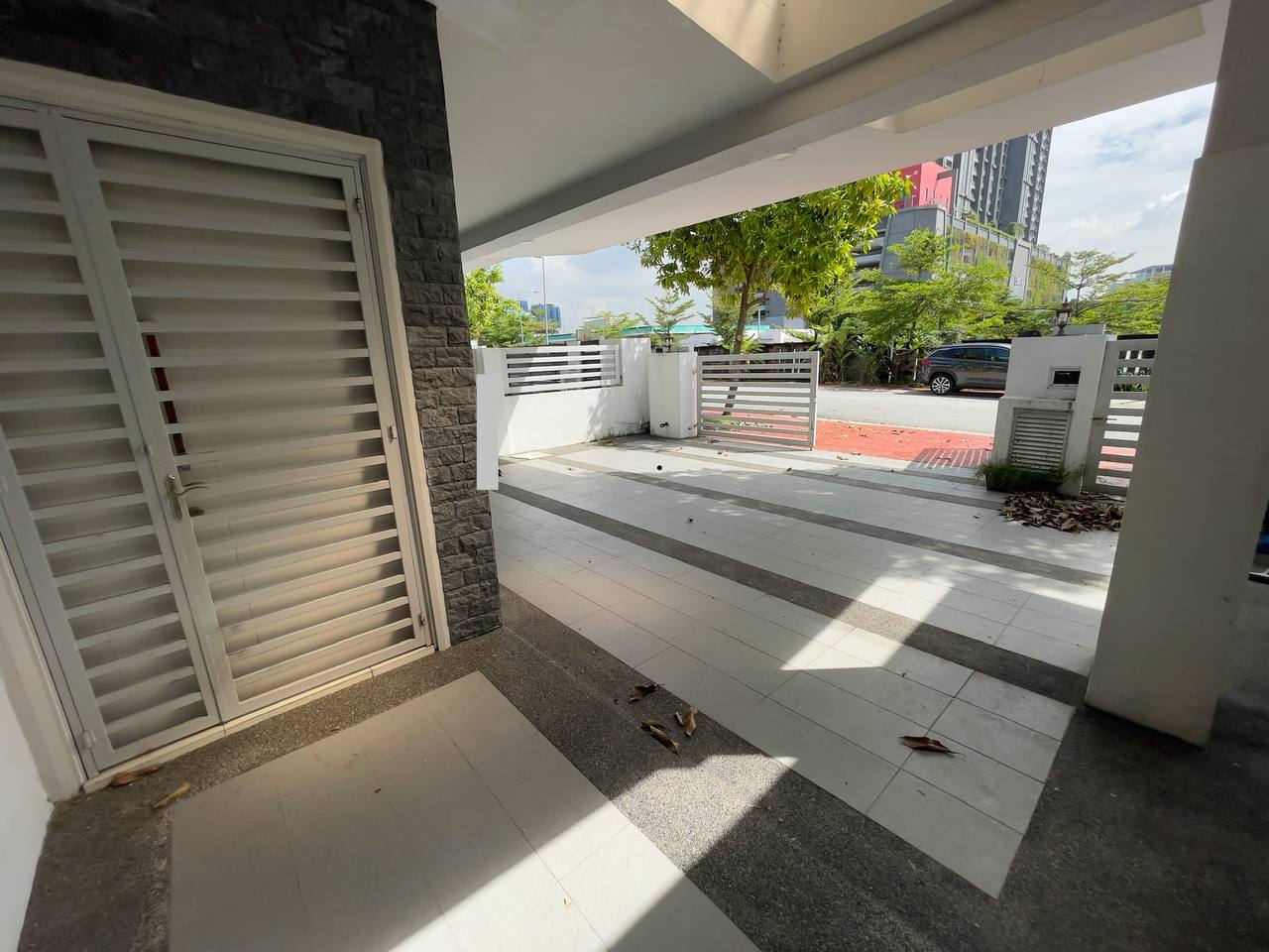 DOUBLE STOREY TERRACE MARBELLA  DKAYANGAN SS13 - photo 4