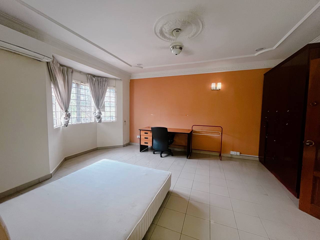 W Distance to MRT ,2 Storey Terrace,Kajang - photo 8