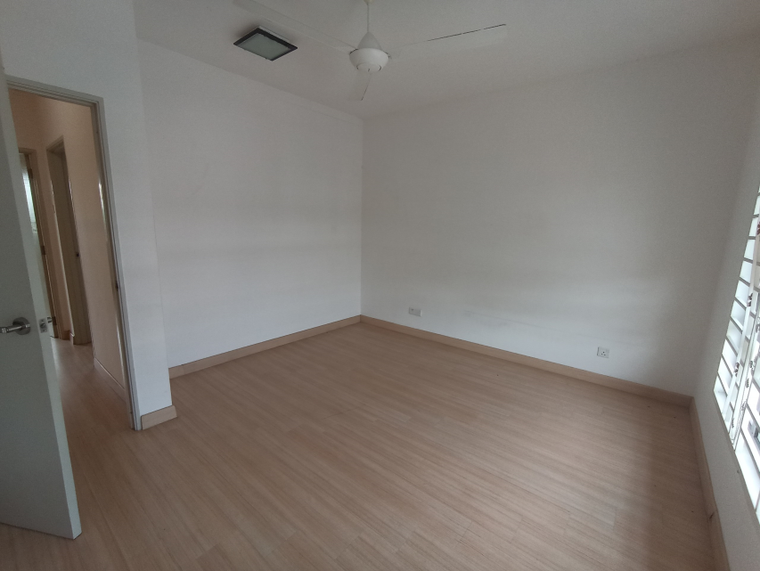 SARON 2 Storey Link House, Bandar Bukit Raja - photo 11