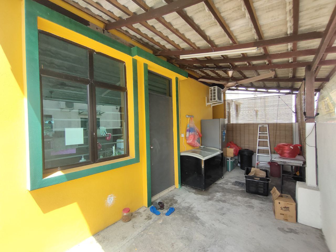 Double Storey End Lot Terrace House Tresna Cermai - photo 3