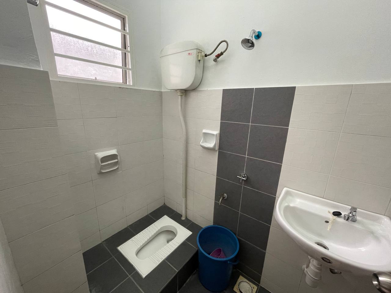 Teres 2 tingkat, Puncak Alam - photo 11