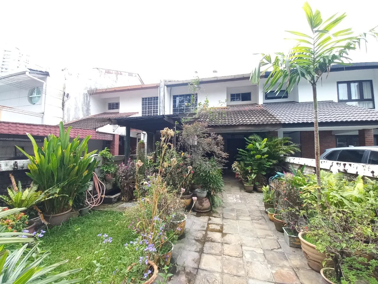 2  Storey Tereace, Wangsa Baiduri, Subang Jaya - photo 2