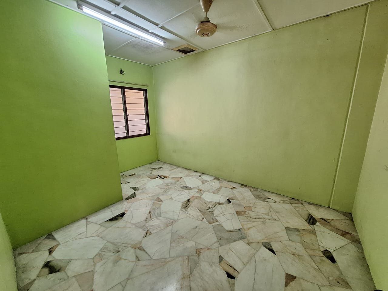 Banting Single Storey End Lot, Non Bumi - photo 11