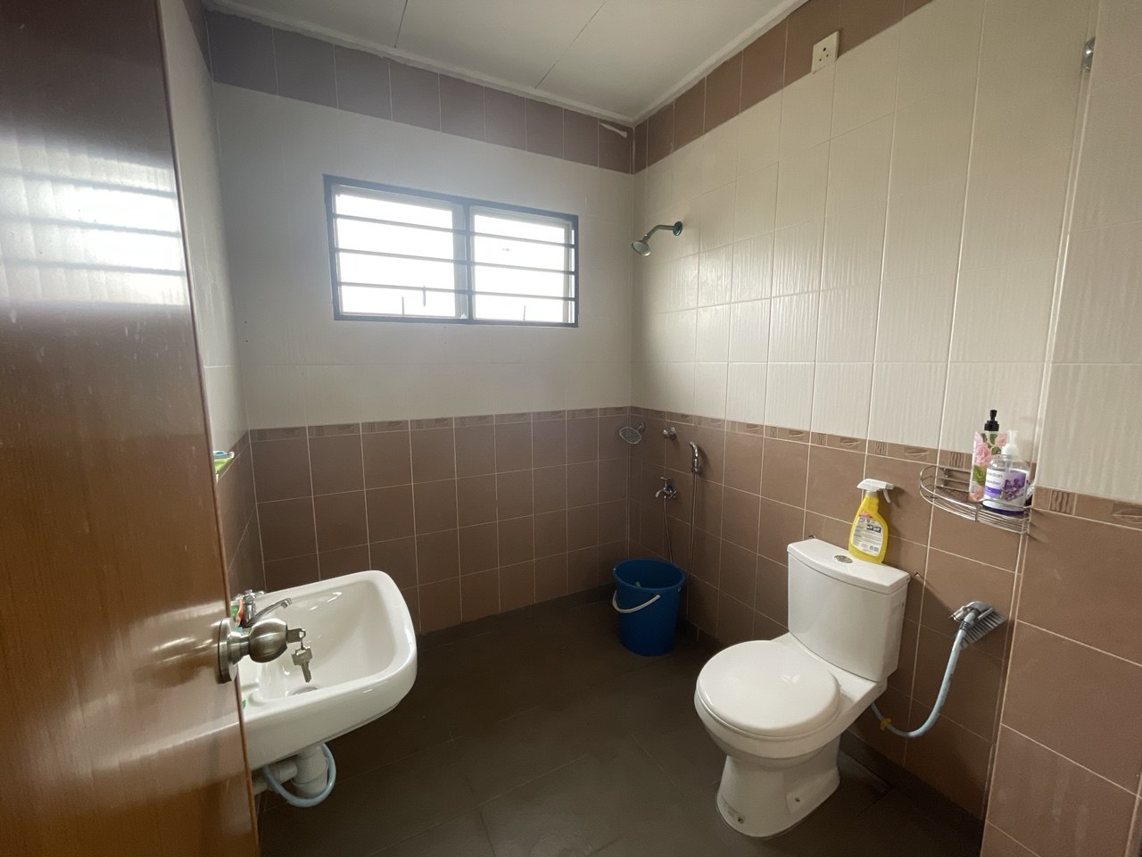 Fully Renovated 2 Storey Terrace Seksyen 7 - photo 9